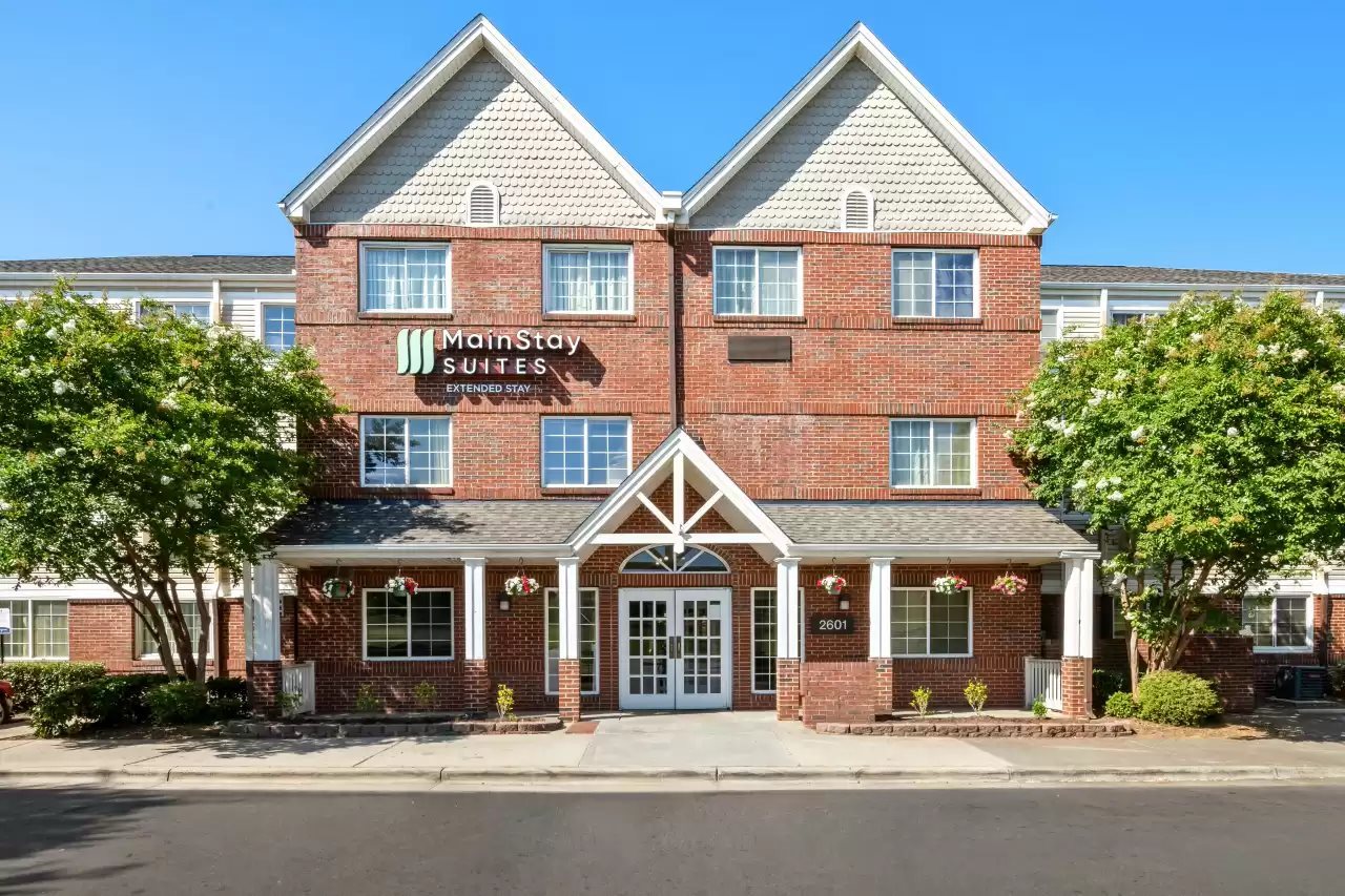 MainStay Suites Raleigh North - photo 23