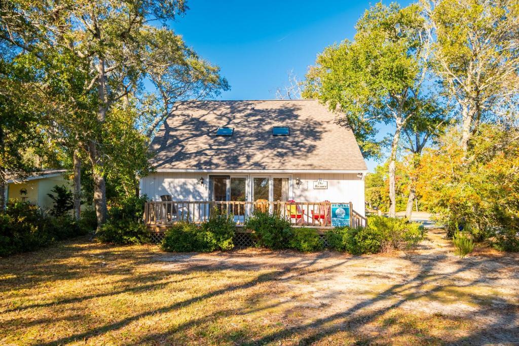 The Rectory by Oak Island Accommodations - photo 15