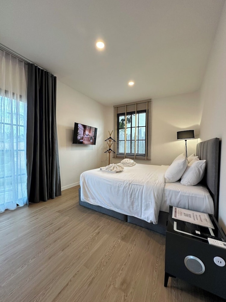 Atlantis Manor in Chon Buri, Thailand