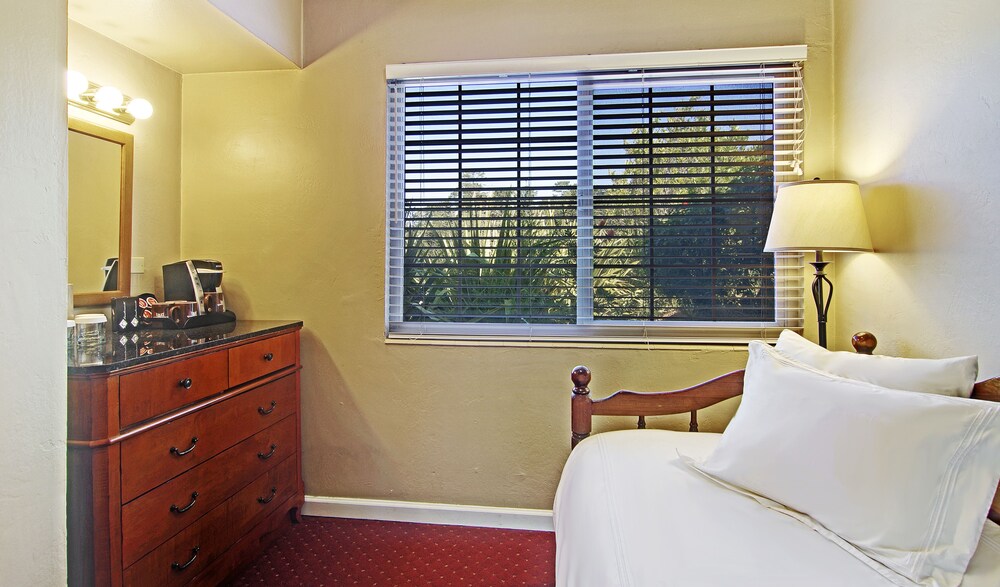 Svendsgaard's Inn - photo 41