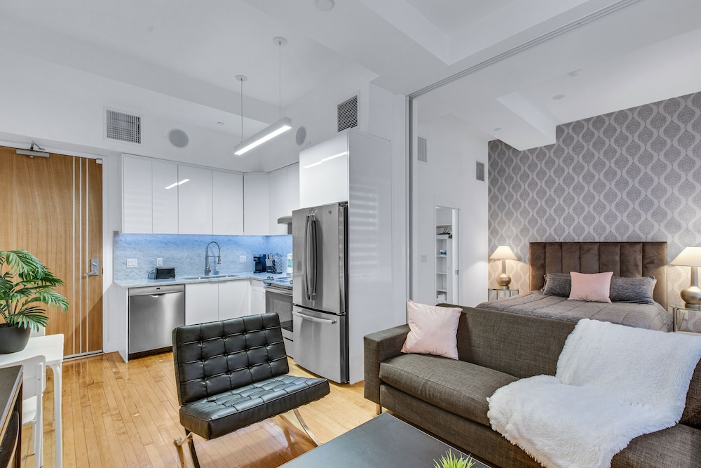 One Lux Stay HWH Downtown Los Angeles - photo 8