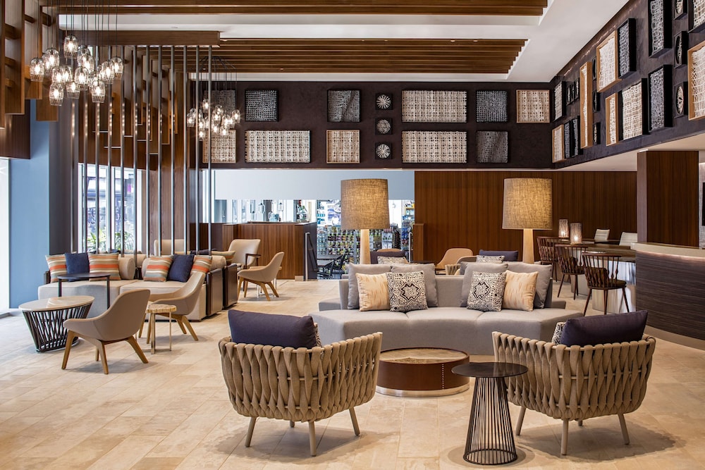 Hilton Garden Inn Waikiki Beach - featured photo