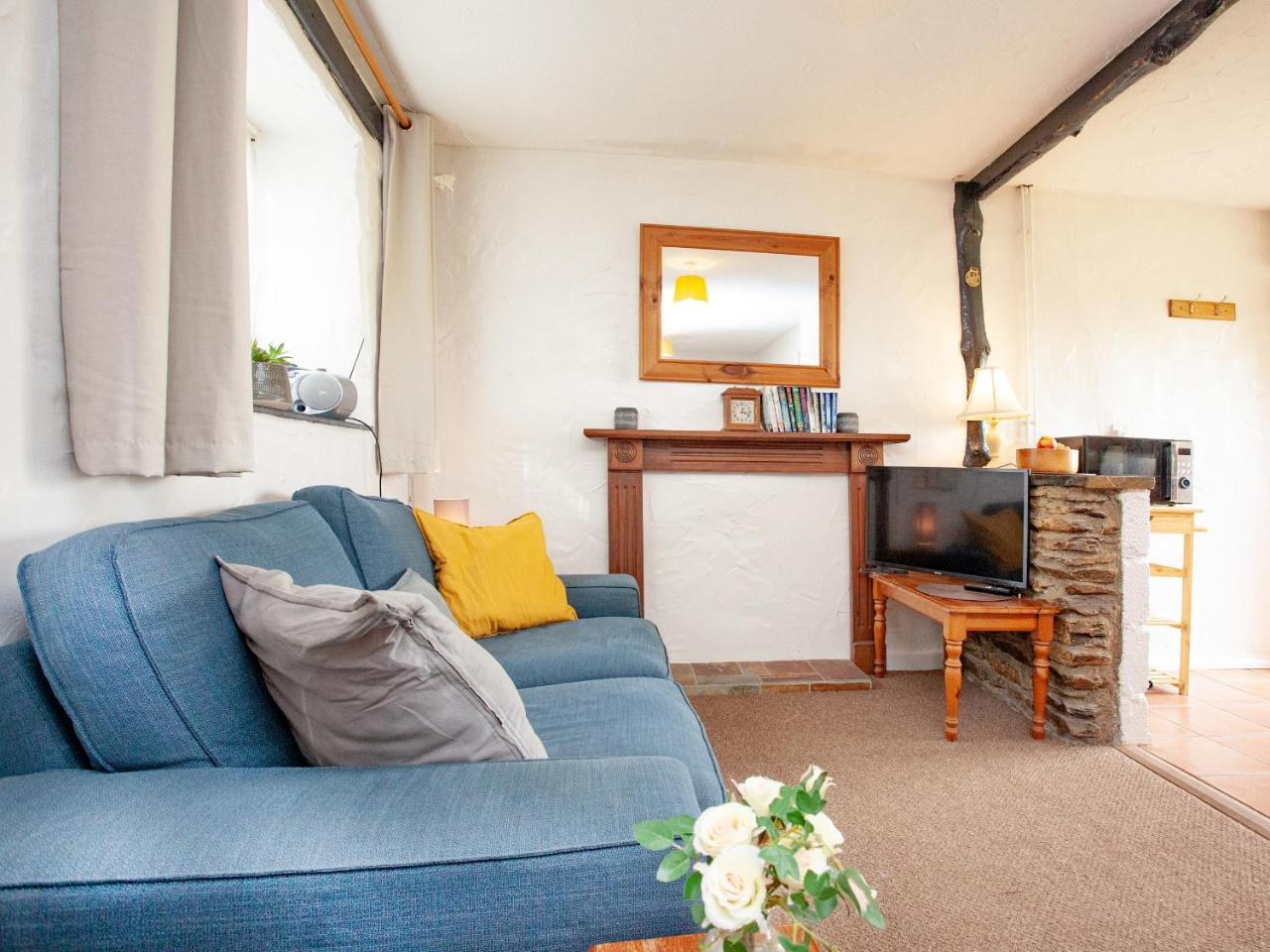 Byre - carbon neutral hotel in Looe