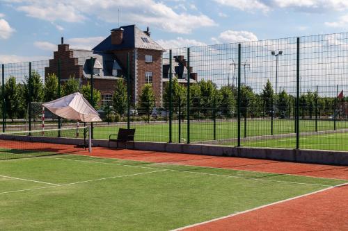 Gvozdoff in Unknown City, Ukraine