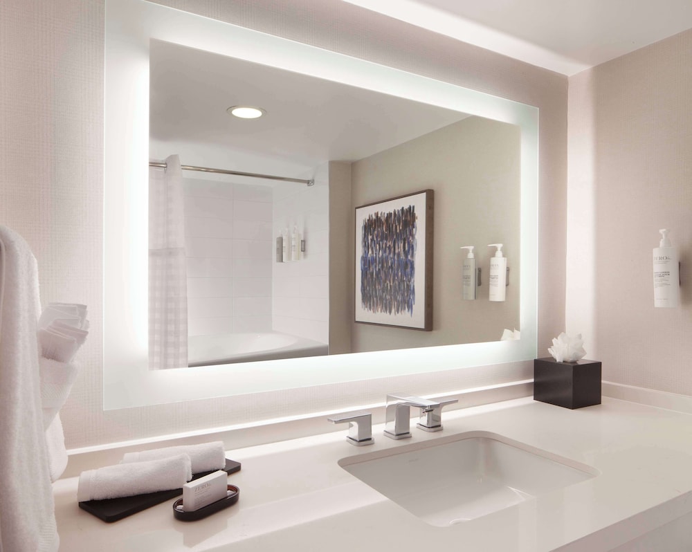 Embassy Suites by Hilton Palm Beach Gardens PGA Boulevard - photo 23