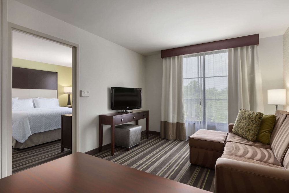 Embassy Suites by Hilton Savannah Airport - photo 25