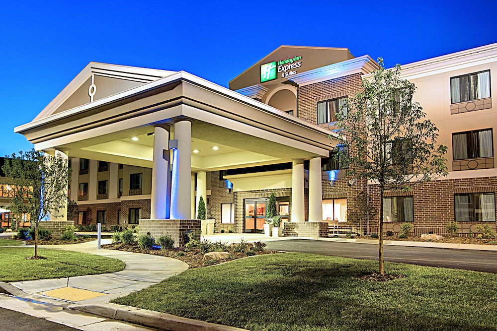 Holiday Inn Express Hotel and Suites West Valley by IHG - photo 44