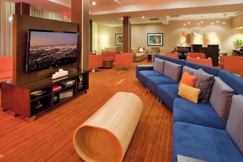 Courtyard by Marriott Pittsburgh North Cranberry Woods - photo 2