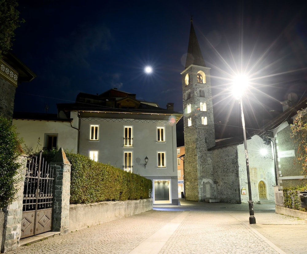 Hotel san Vitale - carbon neutral hotel in Bormio
