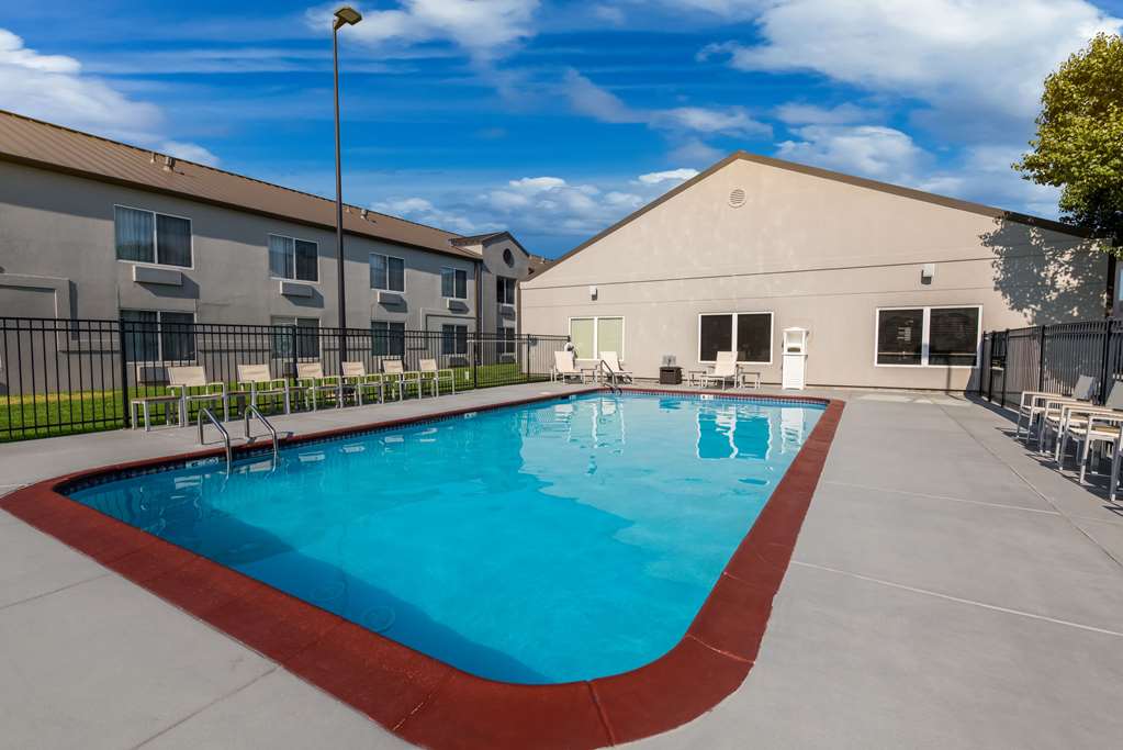 Country Inn & Suites by Radisson Wichita East KS - photo 23