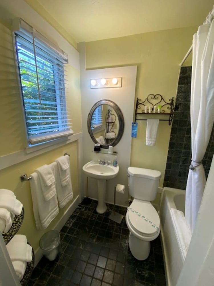 Cherokee Lodge - photo 25