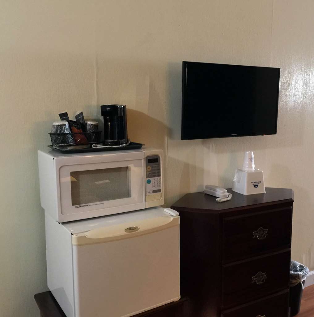 Americas Best Value Inn & Suites Macon at Sunset Dr - photo 16