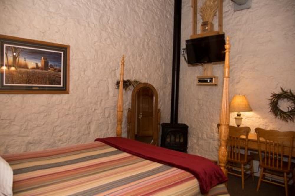 Stone Mill Hotel & Suites - photo 24