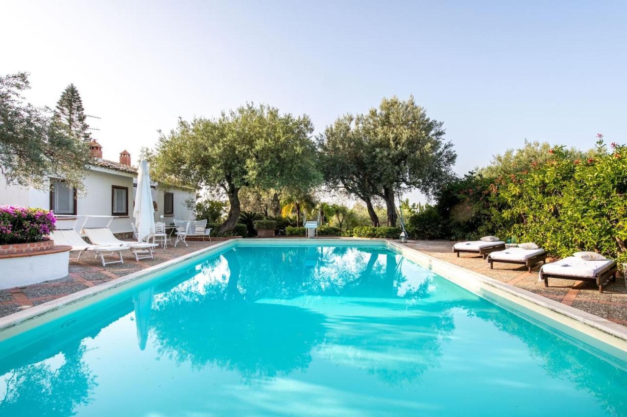 Villa Grimodi — 4-Star Luxury Hotel in Marina Di Caronia, Italy