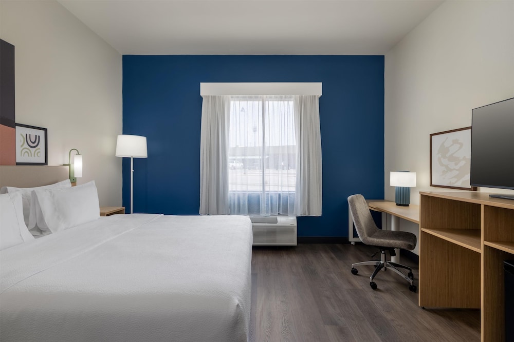 Spark by Hilton Artesia - photo 23