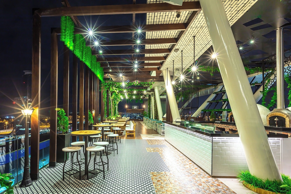 מזון ומשקאות