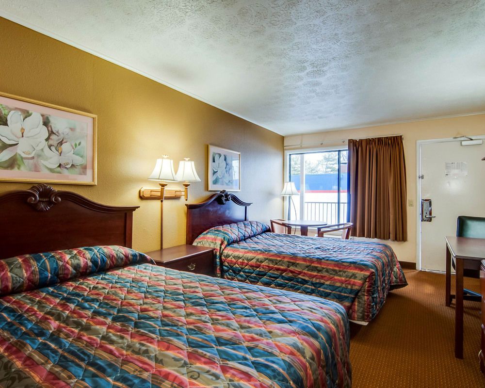 Rodeway Inn Civic Center - photo 10