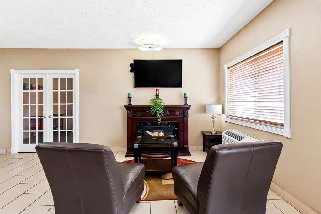 Quality Inn and Suites Springfield Southwest near I 72 - photo 5