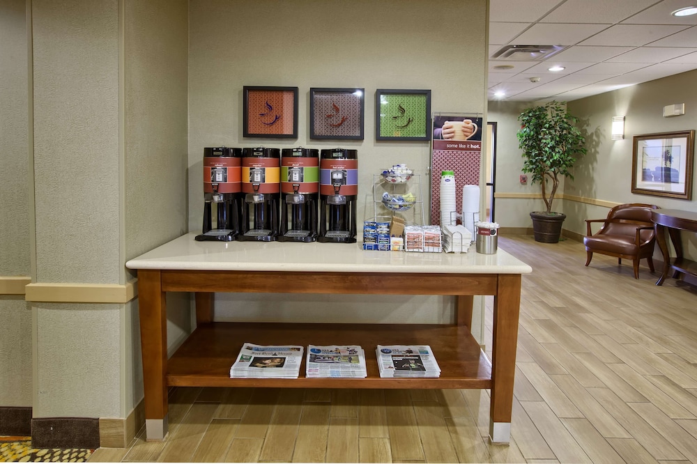 Hampton Inn & Suites Houston Rosenberg - photo 55