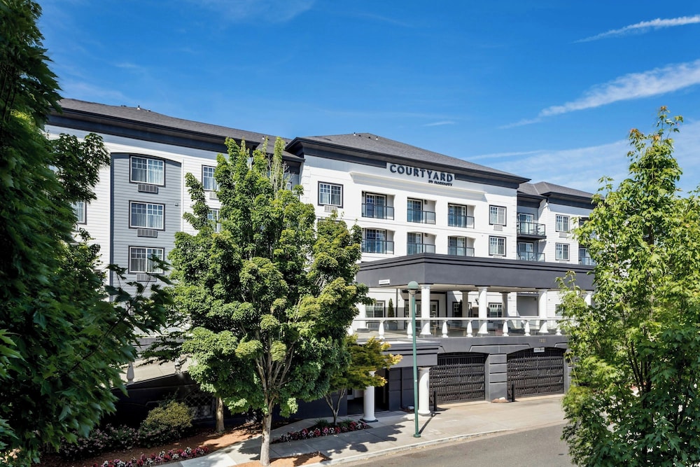 Courtyard by Marriott Portland North - featured photo