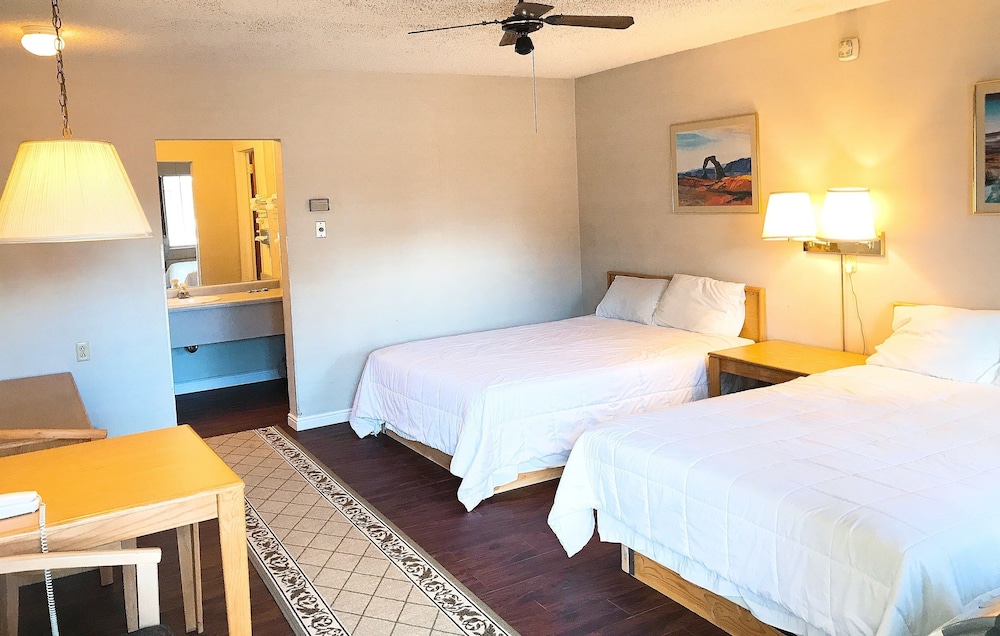 Appletree Inn - photo 6