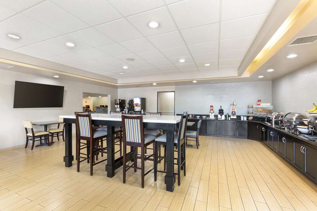 Best Western Plus Surprise Phoenix NW - photo 5