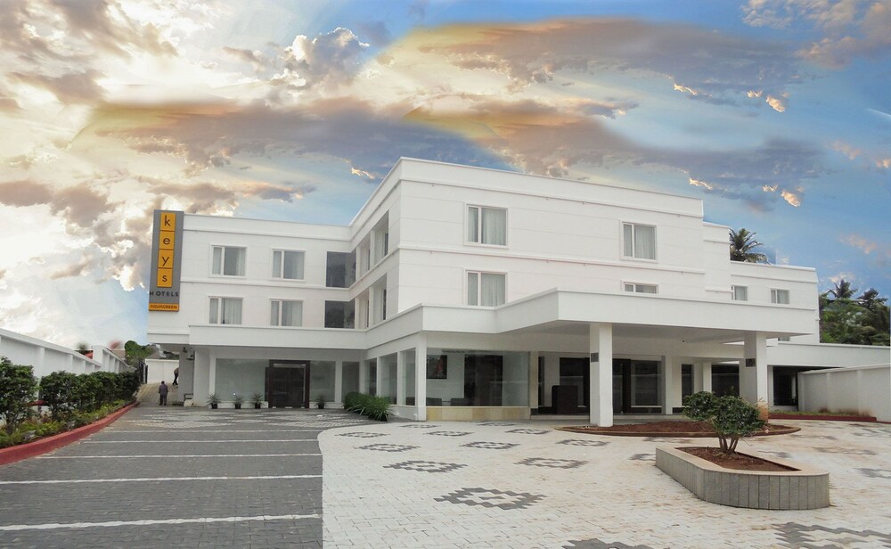 Lemon Tree Hotel Port Blair — 4-Star Luxury Hotel in Port Blair, India