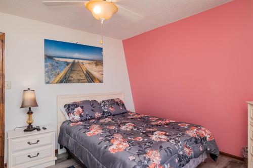 Divine Intervention by Oak Island Accommodations - photo 42