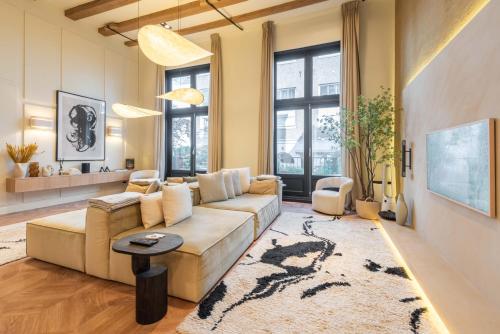 Newly renovated luxurious 200 SQM loft in city centre — 4-Star Luxury Hotel in Amsterdam, Netherlands