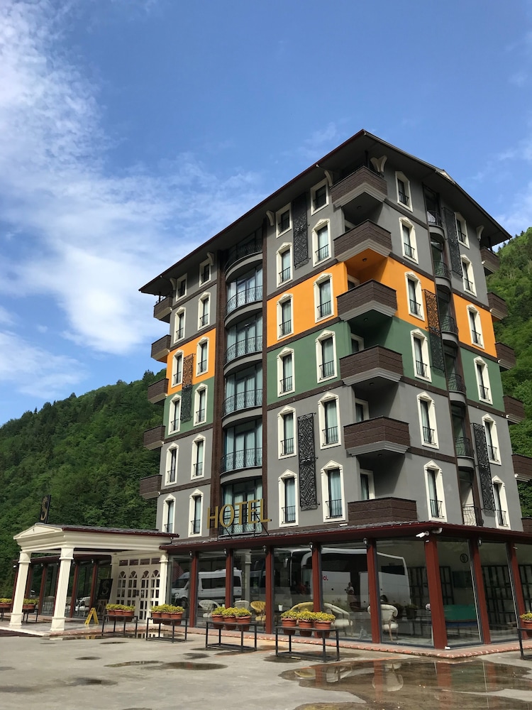 Pordanis Hotel in Camlihemsin, Turkey