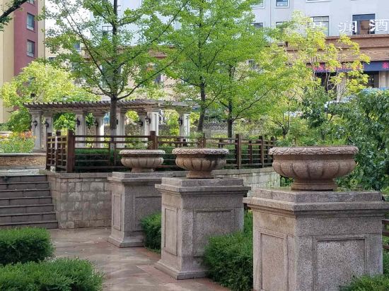 Aries Resort in Fengcheng, People's Republic of China