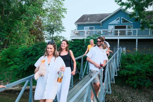 Relaxing Riverfront Family Escape w Private Dock in Ashland, United States