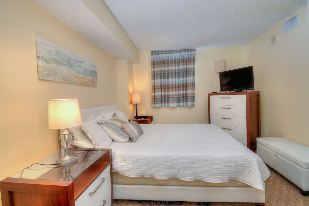 Roxanne Towers by Elliott Beach Rentals - photo 3