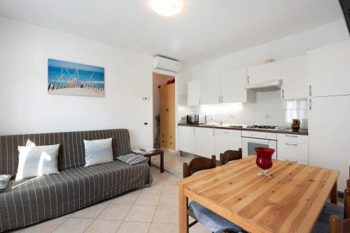 Trilocale San Nazario — 4-Star Luxury Hotel in Varazze, Italy