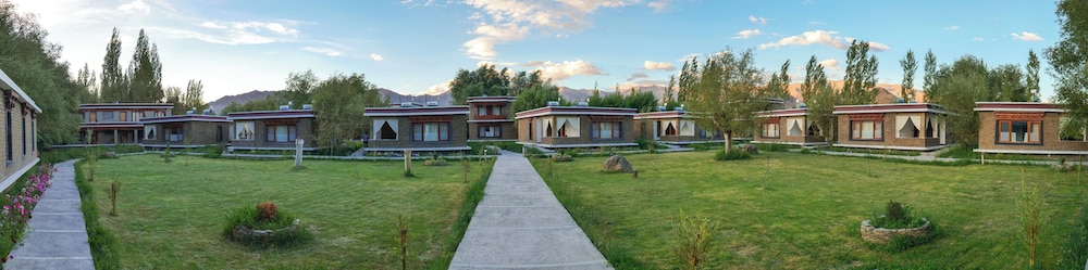 Le Mentok Wellness Resort — hotel in Leh