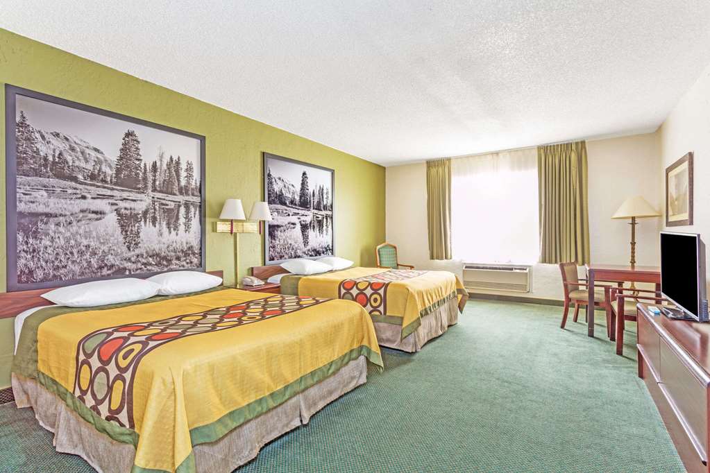 Super 8 by Wyndham Wendover - photo 6