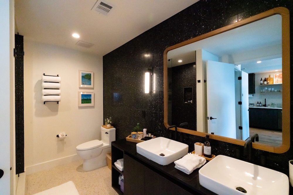 Austin Condo Hotel - photo 718