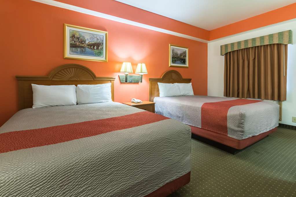 Motel6 Alvarado TX - photo 17