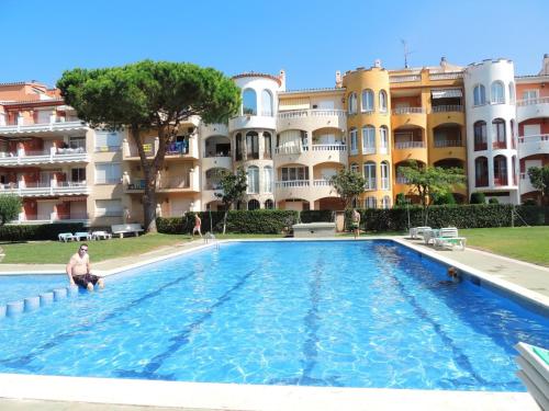 028 Gran Reserva — Empuriabrava — photo 2