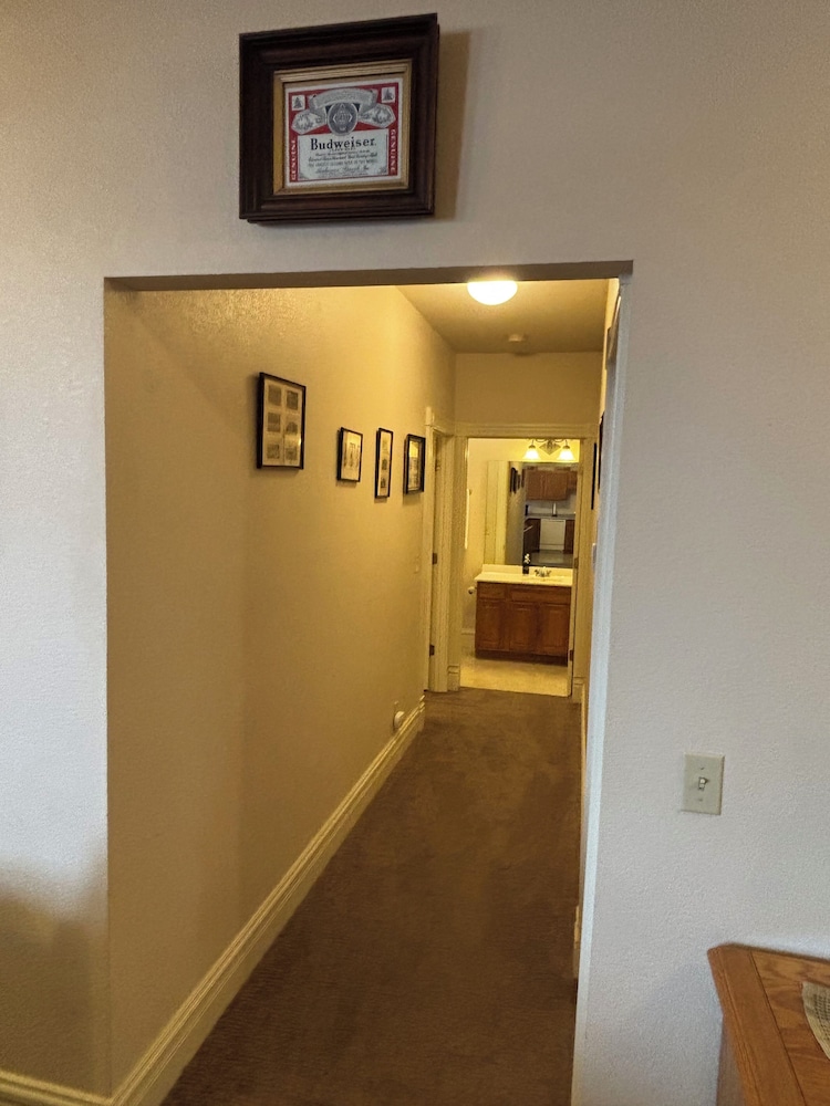 Hermann Crown Suites - photo 167