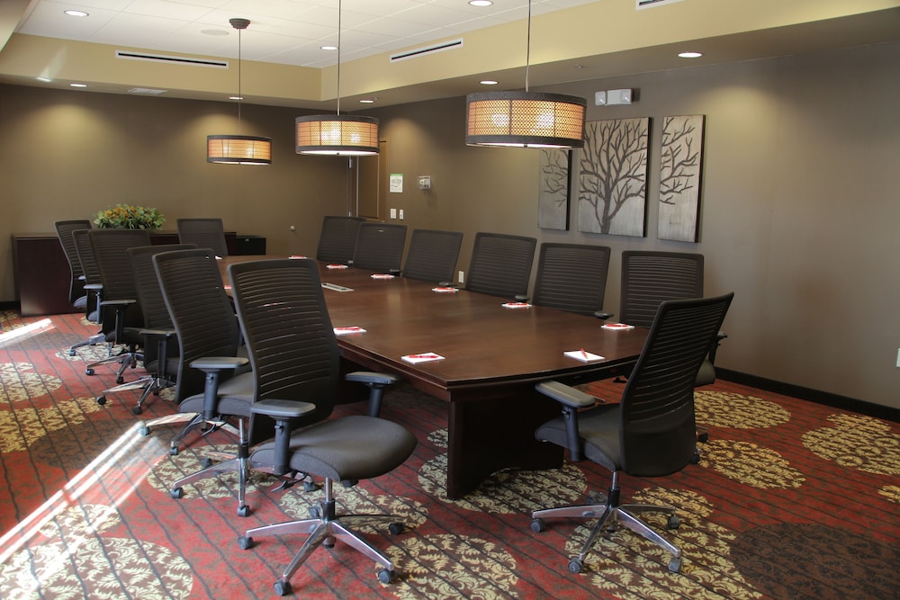 Teddy's Residential Suites Watford City - photo 37