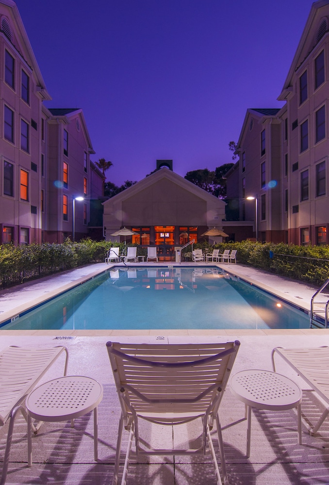 Hampton Inn & Suites Tampa North - photo 38