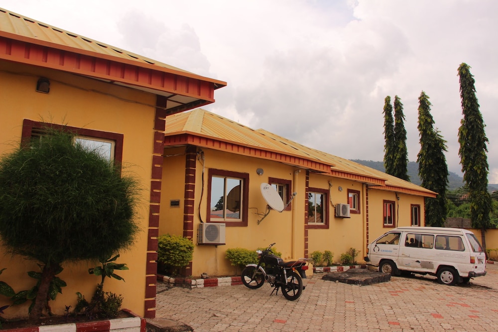Hotel Charvid — hotel in Lokoja