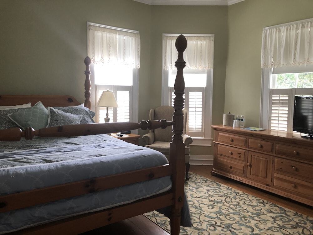 The Magnolia Inn - photo 6
