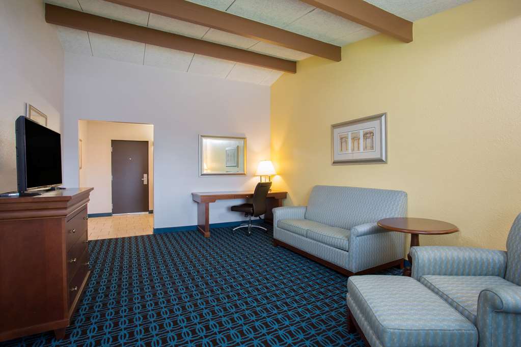 Travelodge by Wyndham Wytheville - photo 14