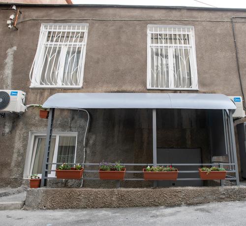 Dada Cozy apartment in the center of Tbilisi