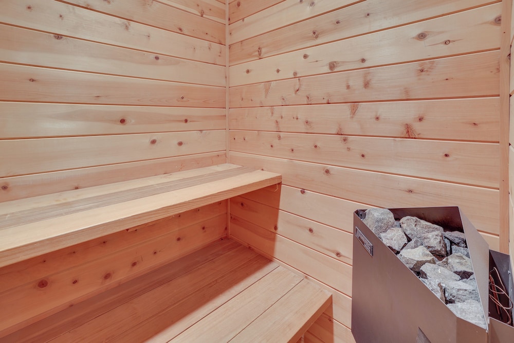 Ski in ski out w Sauna in Jay Ski Peak Resort - photo 10