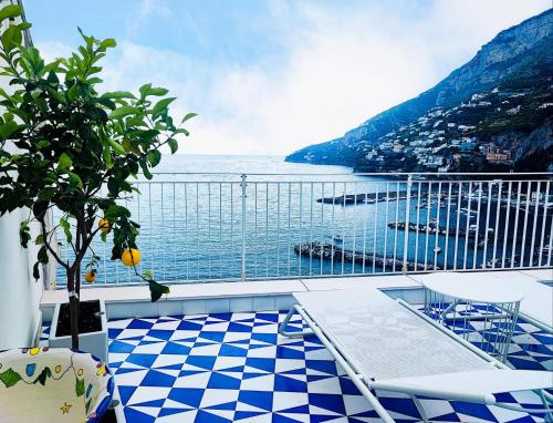 Amalfully Boutique Apartment A seaview gem — 4-Star Luxury Hotel in Amalfi, Italy