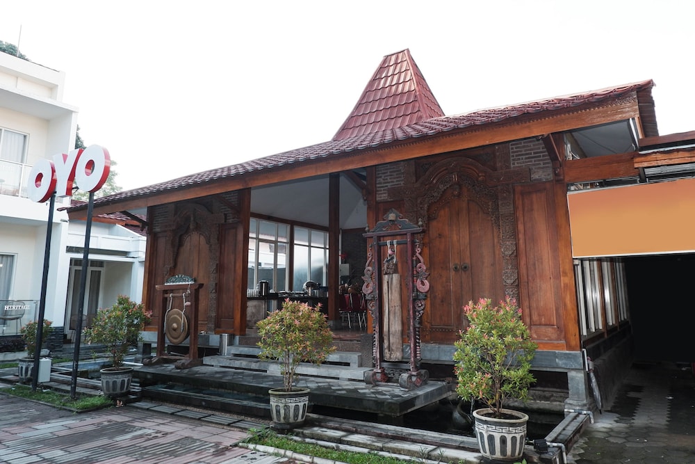 Oyo 574 Heritage Hotel Boyolali — Boyolali