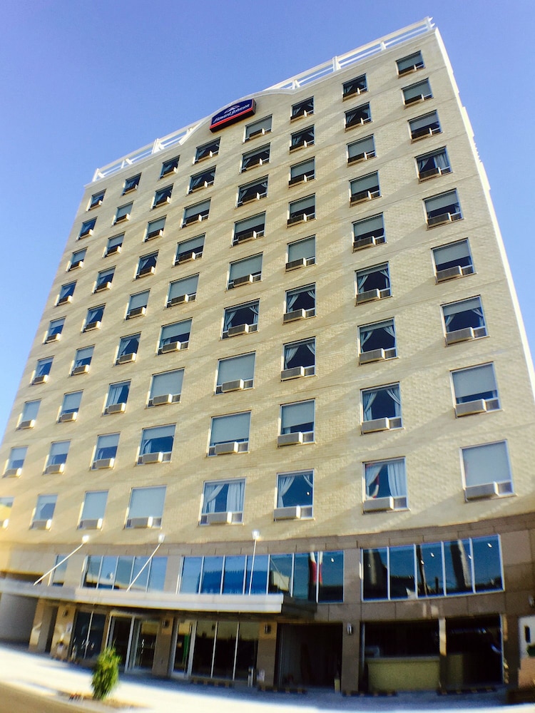 Howard Johnson by Wyndham Long Island City